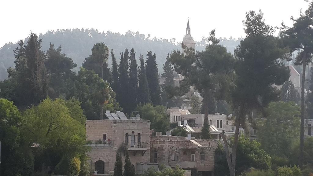 Rosary Sister Guest House Ein Karem Gerusalemme Esterno foto